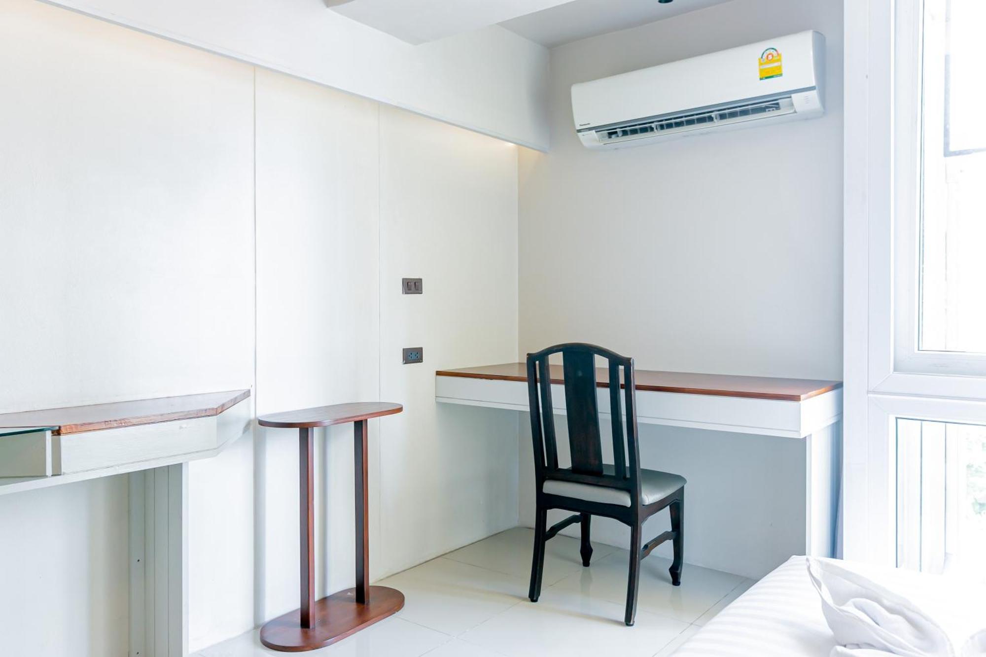 A Room Bangkok Sathorn Exterior foto