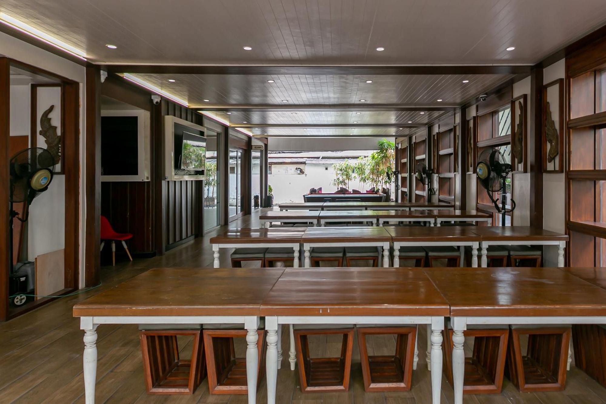A Room Bangkok Sathorn Exterior foto